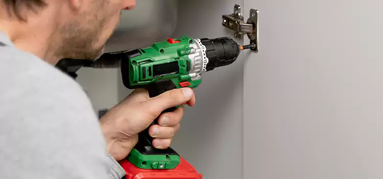 Commercial Door Hinge Repair Crofton
