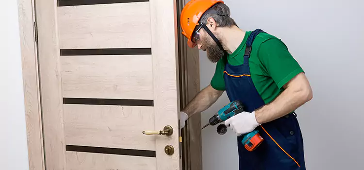 Replace Internal Door Handle with Lock Crofton
