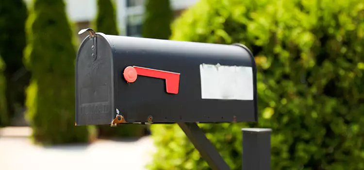 Secure Mailboxes for Packages Crofton